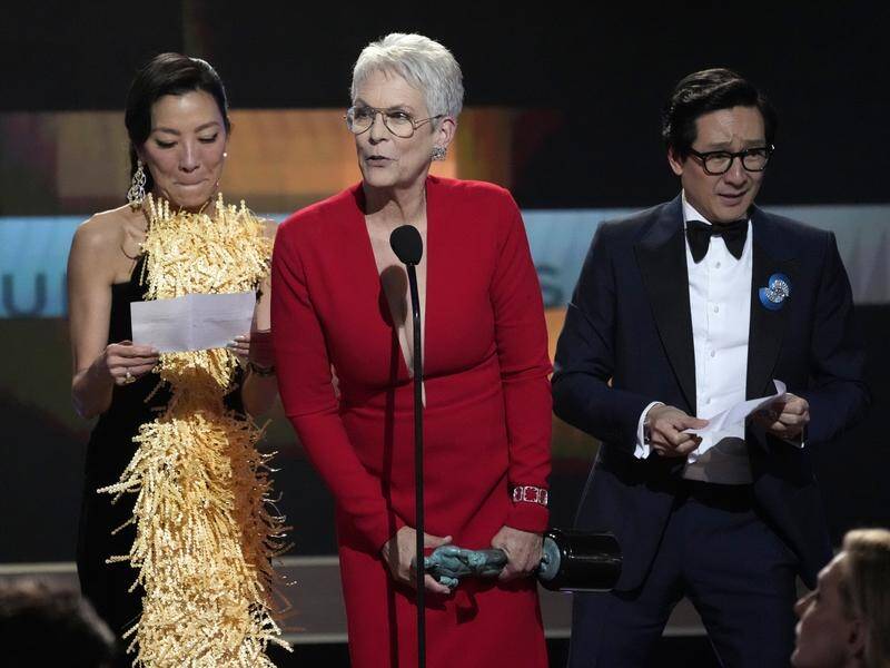 Everything Everywhere movie dominates US SAG awards | Inner East Review |  Melbourne, Victoria