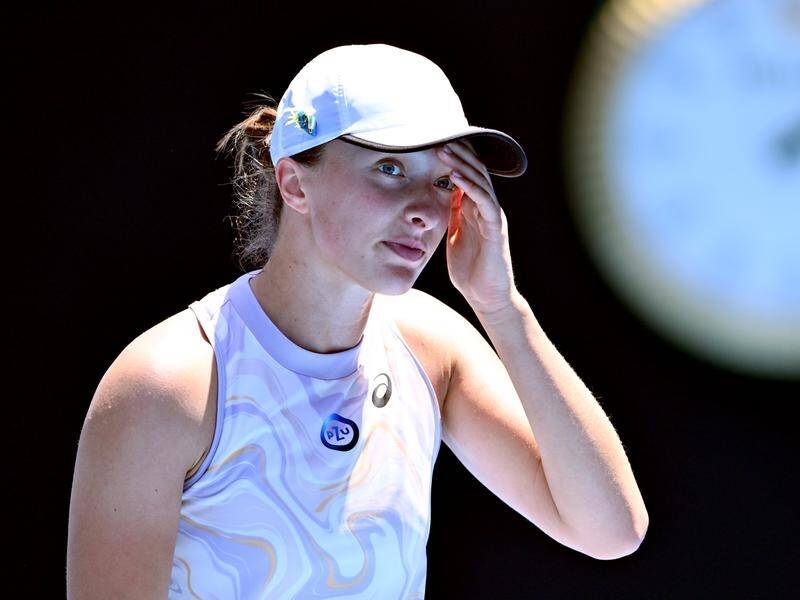 Poland's Iga Swiatek says the pressure got too much during her Australian Open fourth-round loss. (Joel Carrett/AAP PHOTOS)